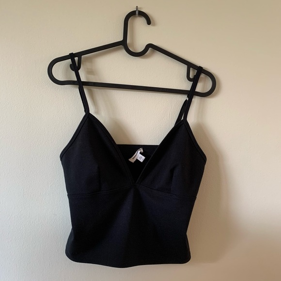 πUrban Outfitters Silence + Noise Crop Top - Picture 2 of 5